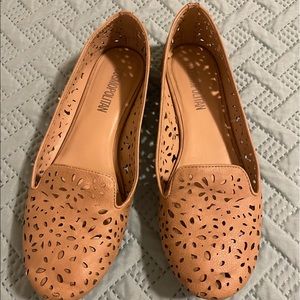 Cosmopolitan slip on shoes